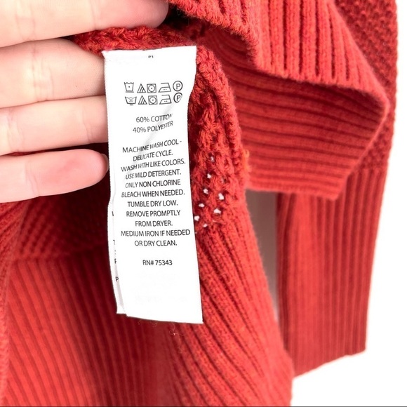 Rachel Zoe Crewneck Button Detail Tunic Sweater Long Sleeves - Picture 6 of 6